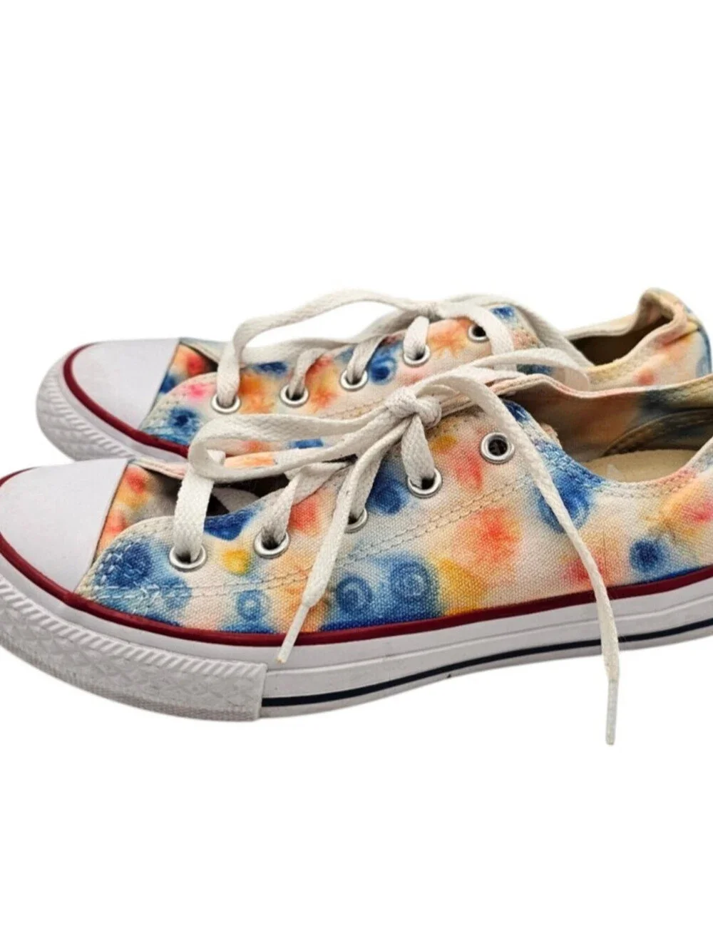 Converse All Star Kids Sz 3 sneakers in a colorful tie-dye low-top style